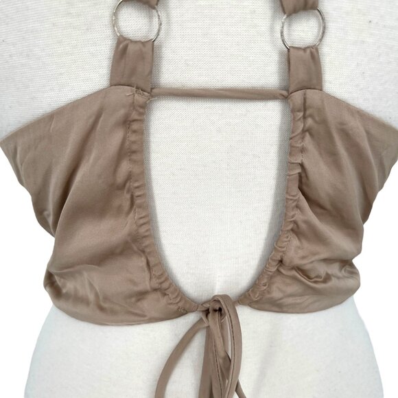 ASTR The Label Strappy Halter Crop Top Beige Size Large - Picture 6 of 9
